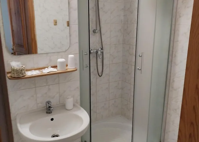 U Zvonu Hotel
